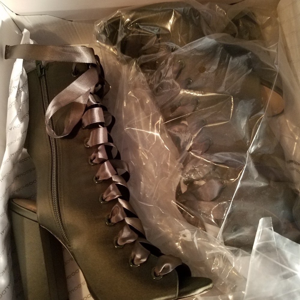 Shoes SOLD‼️